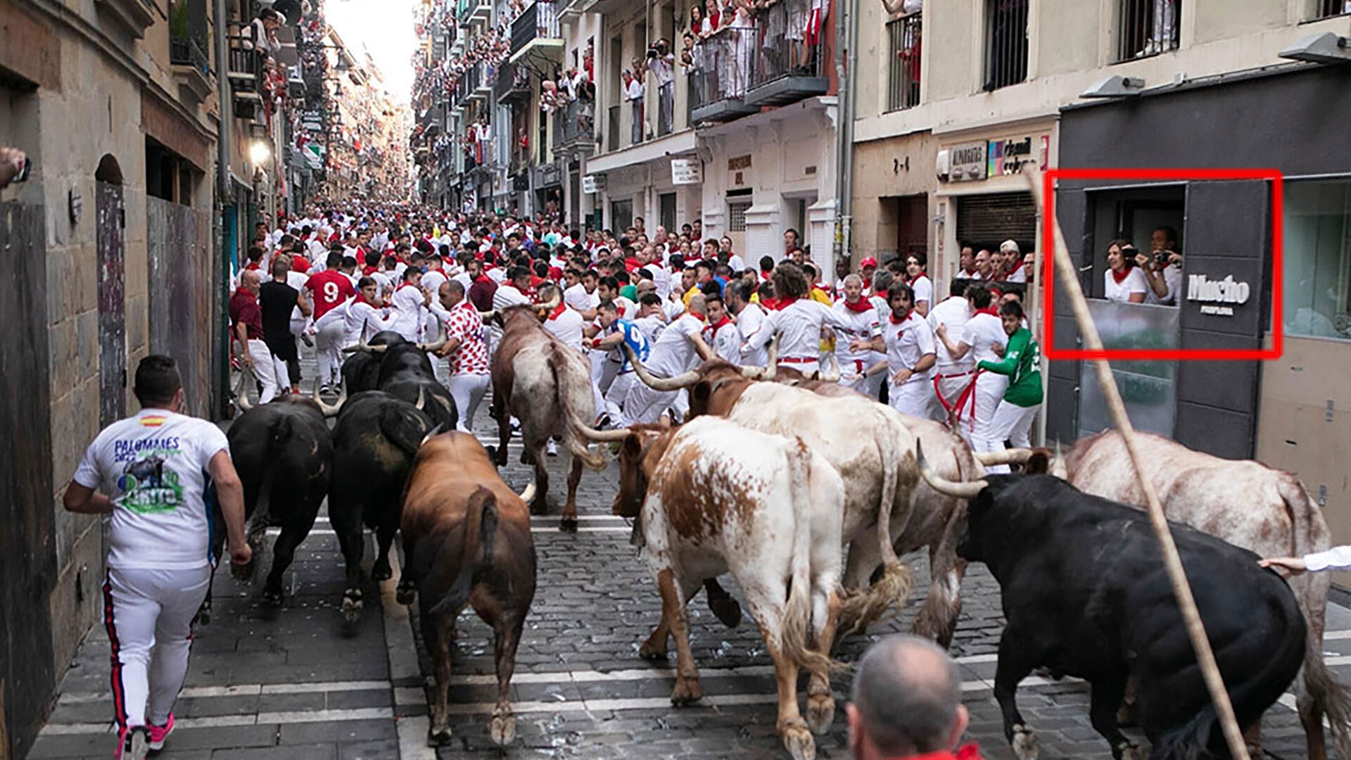 Estafeta, 2 (Curva de la Estafeta)